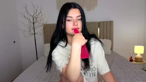 Snapshot of kitty_cut1ee_ chatting on 19, 6, 2026 kitty_cut1ee_ online show from 19, 6, 2026