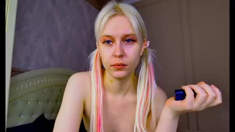Snapshot of kitty_dora chatting on 17, 6, 2026 Evelyn online show from 17, 6, 2026