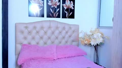 kitty_f00x online show from 4, 6, 2026