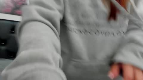 kitty_f00x online show from 9, 6, 2026