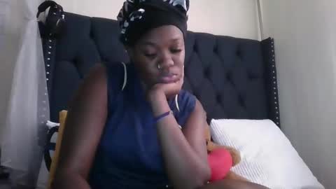 kitty_kerry online show from 25, 4, 2026