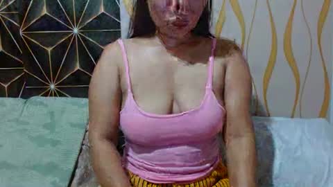 Snapshot of kitty_kheira chatting on 28, 6, 2026 Kheira online show from 28, 6, 2026
