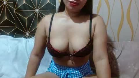 Snapshot of kitty_kheira chatting on 30, 6, 2026 Kheira online show from 30, 6, 2026