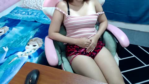 Snapshot of kitty_kity chatting on 16, 1, 2025 Kate online show from 16, 1, 2025