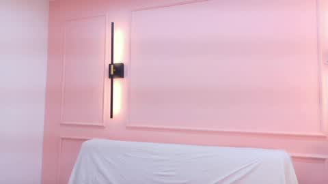 kitty_model online show from 29, 4, 2026