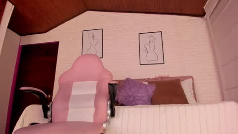 Kitty online show from 5, 2, 2025