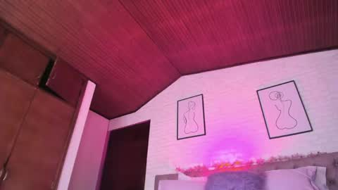 Snapshot of kitty_pam chatting on 6, 6, 2026 Kitty online show from 6, 6, 2026
