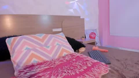 Snapshot of kitty_velve chatting on 29, 4, 2026 kitty online show from 29, 4, 2026