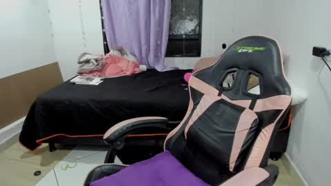 violet online show from 18, 2, 2025