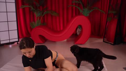 Snapshot of kittycaitlin chatting on 23, 10, 2025 Katya online show from 23, 10, 2025