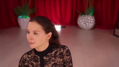 Snapshot of kittycaitlin chatting on 15, 12, 2025 Katya online show from 15, 12, 2025