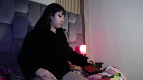 kittyhouse_hs online show from 5, 2, 2025