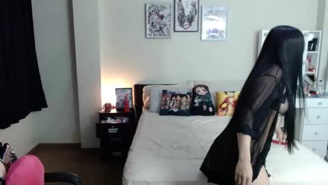 Isabel online show from 9, 2, 2025