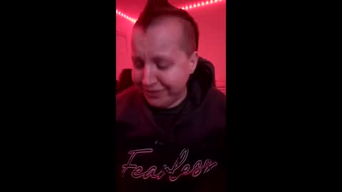 Snapshot of kittykay86 chatting on 23, 12, 2025 Bella Blue BBW online show from 23, 12, 2025