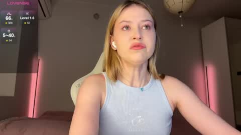 Monika online show from 27, 4, 2026