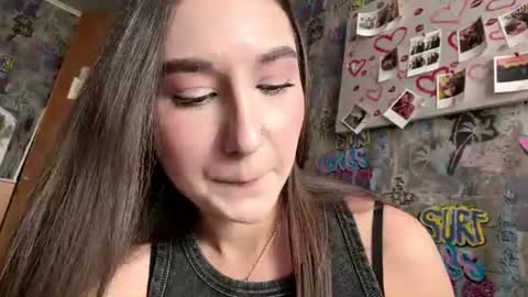 Molly online show from 28, 7, 2026