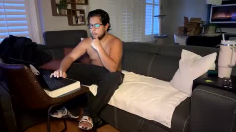 kittywoodyluv online show from 21, 1, 2025