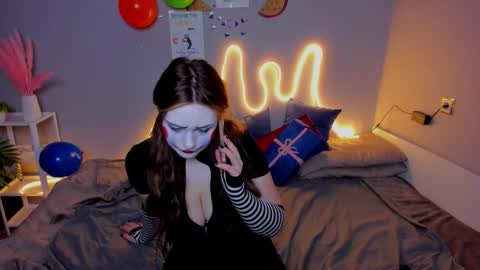 Rina online show from 31, 10, 2025