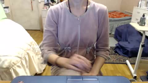 Snapshot of kiuminberry chatting on 11, 11, 2025 KiuminBerry online show from 11, 11, 2025