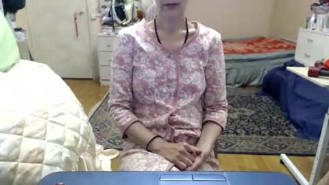Snapshot of kiuminberry chatting on 15, 11, 2025 KiuminBerry online show from 15, 11, 2025