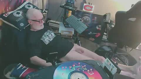 kiveuxmakeu online show from 22, 9, 2025