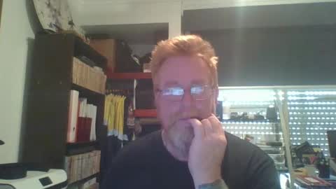 kiwi_boss61 online show from 2, 1, 2025