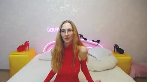 Klary online show from 4, 3, 2025