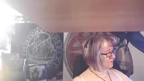 Michelle online show from 22, 4, 2026