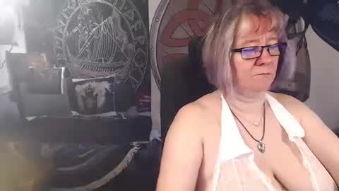 Michelle online show from 24, 4, 2026