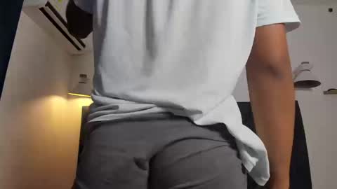 kleiver_cum18 online show from 11, 3, 2026