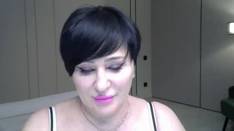 kleo901854 online show from 15, 4, 2026