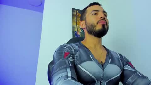 Snapshot of klinsmannwalton chatting on 6, 10, 2025 klinsmannwalton online show from 6, 10, 2025