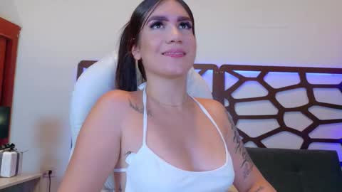 kloe_bella online show from 17, 12, 2025