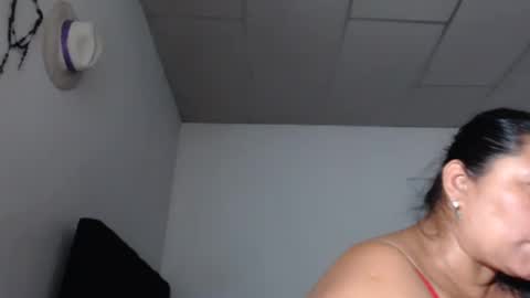 Snapshot of kloe_boobs chatting on 24, 11, 2025 Kloe online show from 24, 11, 2025