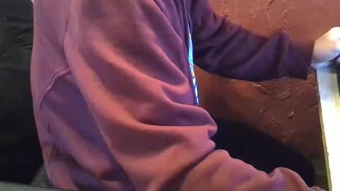 klovesu2000 online show from 2, 1, 2025