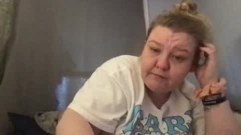 Snapshot of kmarie1196 chatting on 19, 2, 2026 kmarie1196 online show from 19, 2, 2026