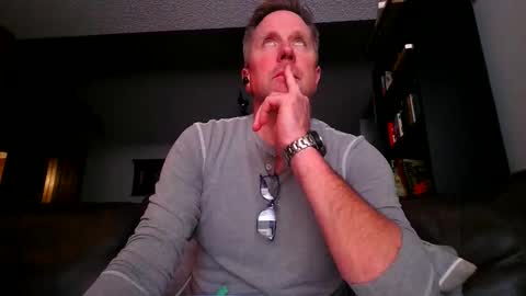 Knight3975 online show from 7, 5, 2026