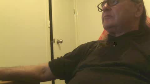 Snapshot of knobout chatting on 25, 6, 2026 knobout online show from 25, 6, 2026