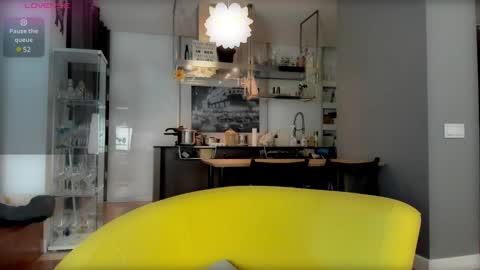 Lisa      online show from 28, 1, 2025