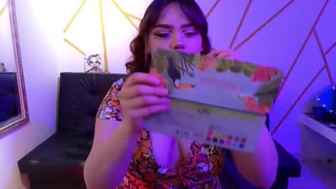 Snapshot of koning_moretti chatting on 15, 10, 2025 camila online show from 15, 10, 2025