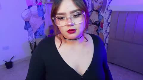 Snapshot of koning_moretti chatting on 6, 11, 2025 camila online show from 6, 11, 2025