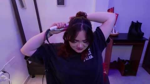 Snapshot of koning_moretti chatting on 12, 3, 2026 camila online show from 12, 3, 2026