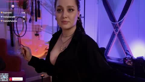 Snapshot of koracrosbie chatting on 3, 2, 2025 Kora TG channel online show from 3, 2, 2025