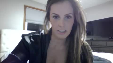 KoraLynn777 online show from 19, 10, 2025