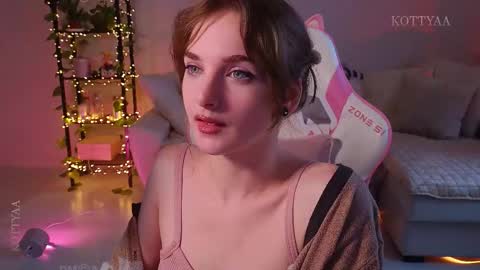 Snapshot of kottyaa_ch chatting on 5, 10, 2025 Kottyaa cb FOLLOWING online show from 5, 10, 2025