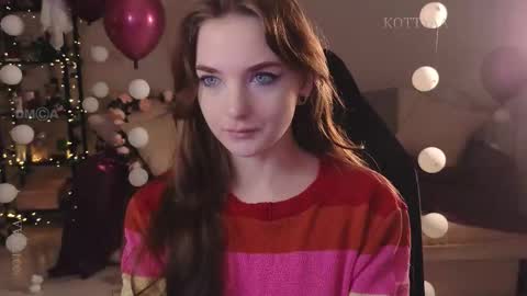 Snapshot of kottyaa_ch chatting on 21, 11, 2025 Kottyaa cb FOLLOWING online show from 21, 11, 2025