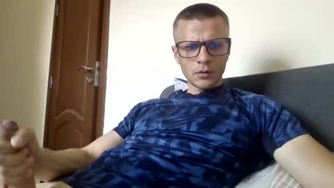 Snapshot of kourii chatting on 11, 4, 2026 Kourii online show from 11, 4, 2026