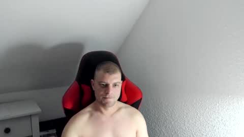 Snapshot of kozik1992 chatting on 5, 12, 2025 Bartek online show from 5, 12, 2025