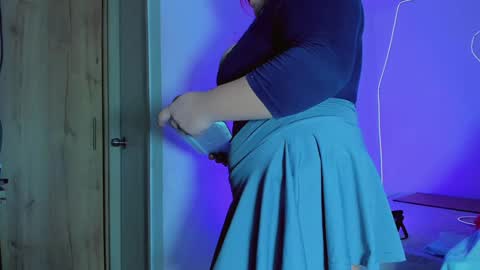 Khloe online show from 3, 2, 2025