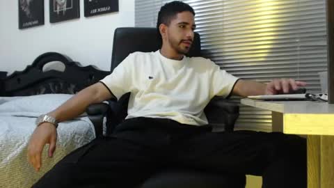 kratoswolf online show from 25, 4, 2026